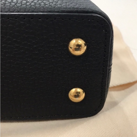 Louis Vuitton Capucines Mini Black with Gold Hardware - Picture 15 of 16